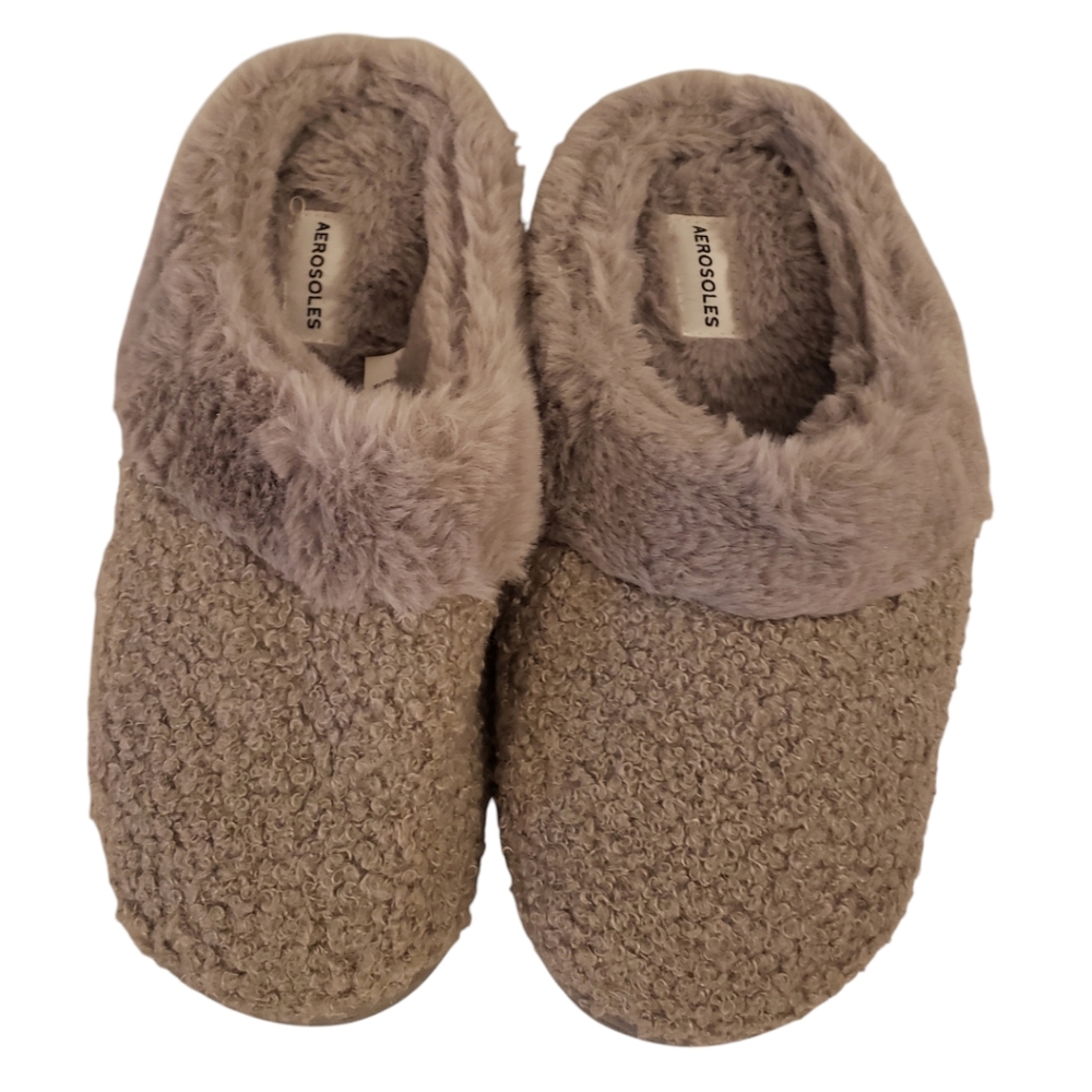 Aerosoles Gray slip on slippers SZ M 6 1/2 - 7 1/2